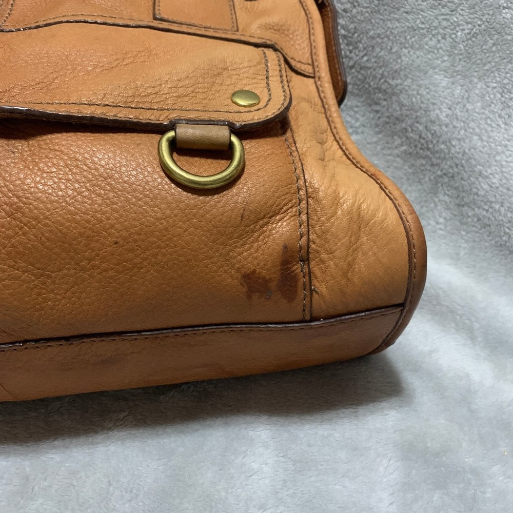 Fossil Women's Tan Leather Handbag Shoulder Bag Top Zip Pockets Flaw - Picture 10 of 16